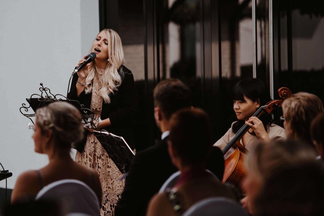 Bilder Hochzeitssängerin Michelle Kunstmann "stimmig"