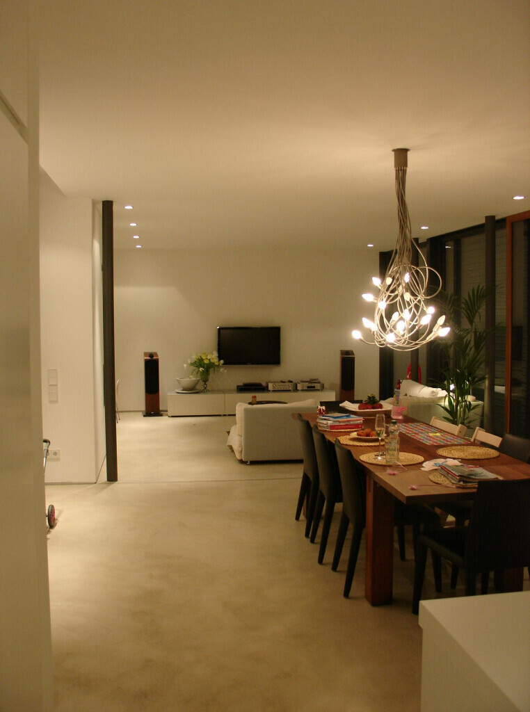 Bilder NeBau Strahl und Beschichtungstechnik