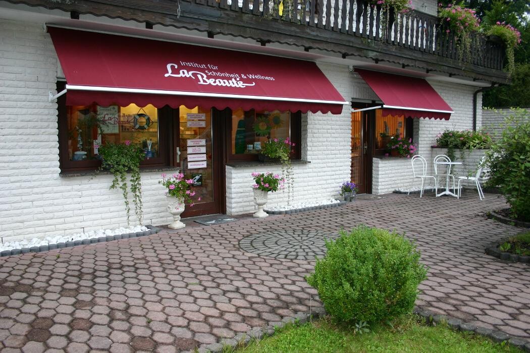 Bilder Kosmetik-Institut La Beauté