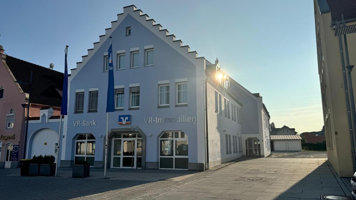 Bilder Geschäftsstelle Pilsting - VR-Bank Landau-Mengkofen eG