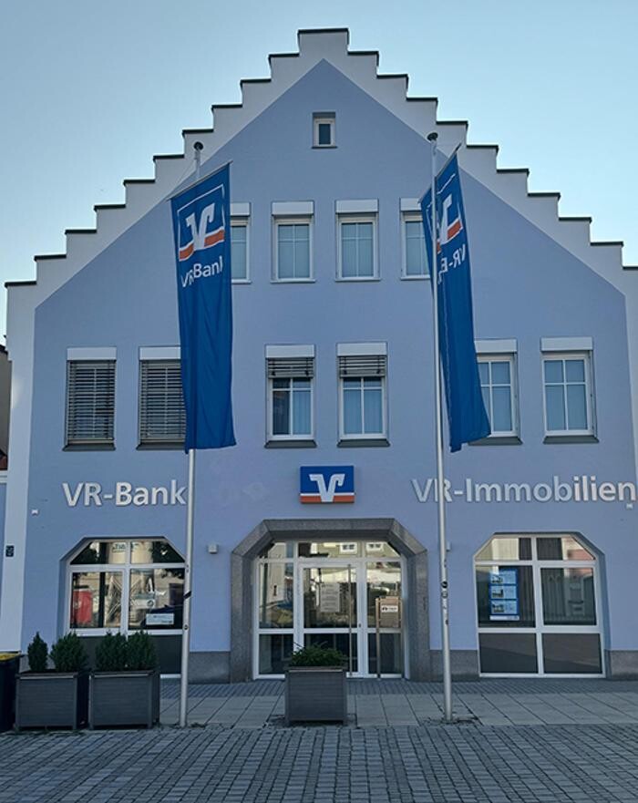 Bilder Geschäftsstelle Pilsting - VR-Bank Landau-Mengkofen eG