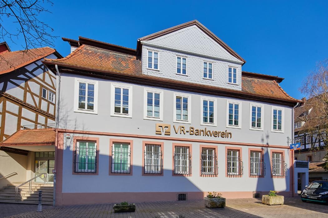 Bilder VR-Bankverein Bad Hersfeld-Rotenburg Zweigniederlassung der Volksbank Mittelhessen eG Filiale Rotenburg Steinweg