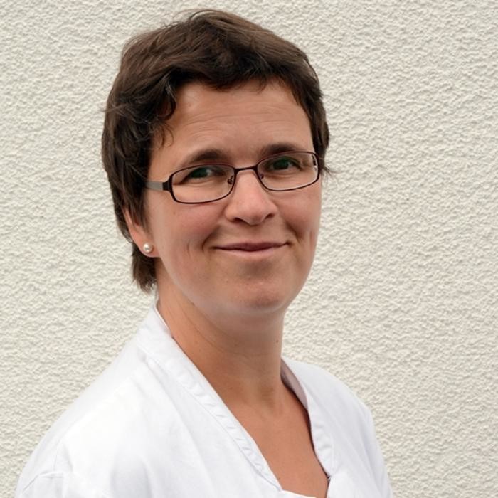Bilder Hausarztpraxis Linden - Stefan Weber und Ursula Arndt