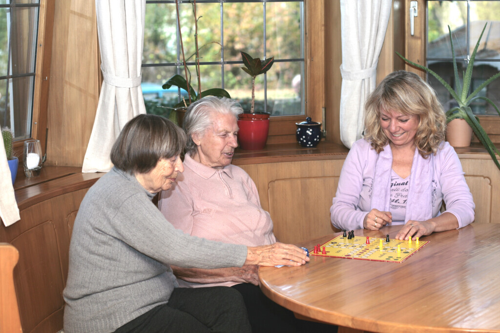 Bilder Ergo und Physiotherapie Sommer im Seeviertel