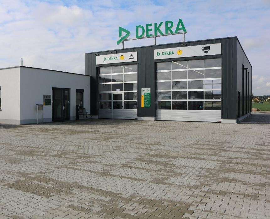 Bilder DEKRA Automobil GmbH Außenstelle Burgkirchen