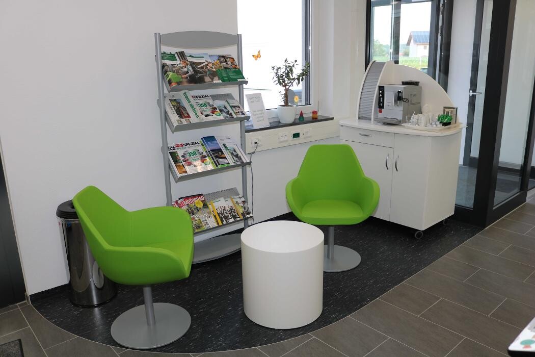 Bilder DEKRA Automobil GmbH Außenstelle Burgkirchen