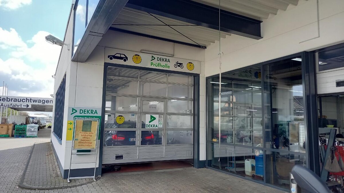 Bilder DEKRA Automobil GmbH Station Euskirchen Innenstadt