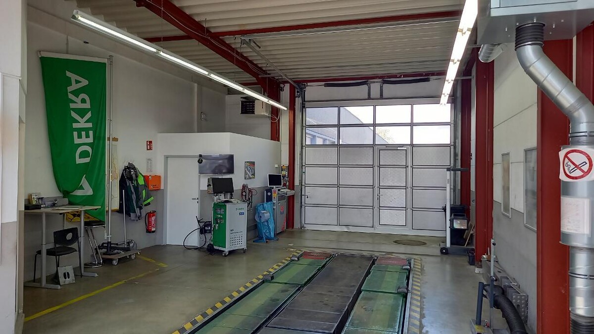 Bilder DEKRA Automobil GmbH Station Rheinbach