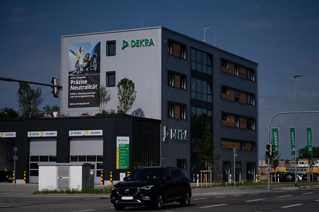 Bilder DEKRA Automobil GmbH Niederlassung Ingolstadt