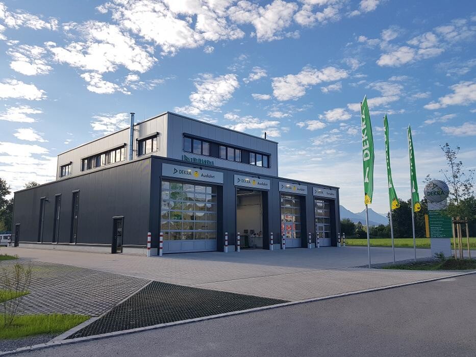 Bilder DEKRA Automobil GmbH Niederlassung Rosenheim