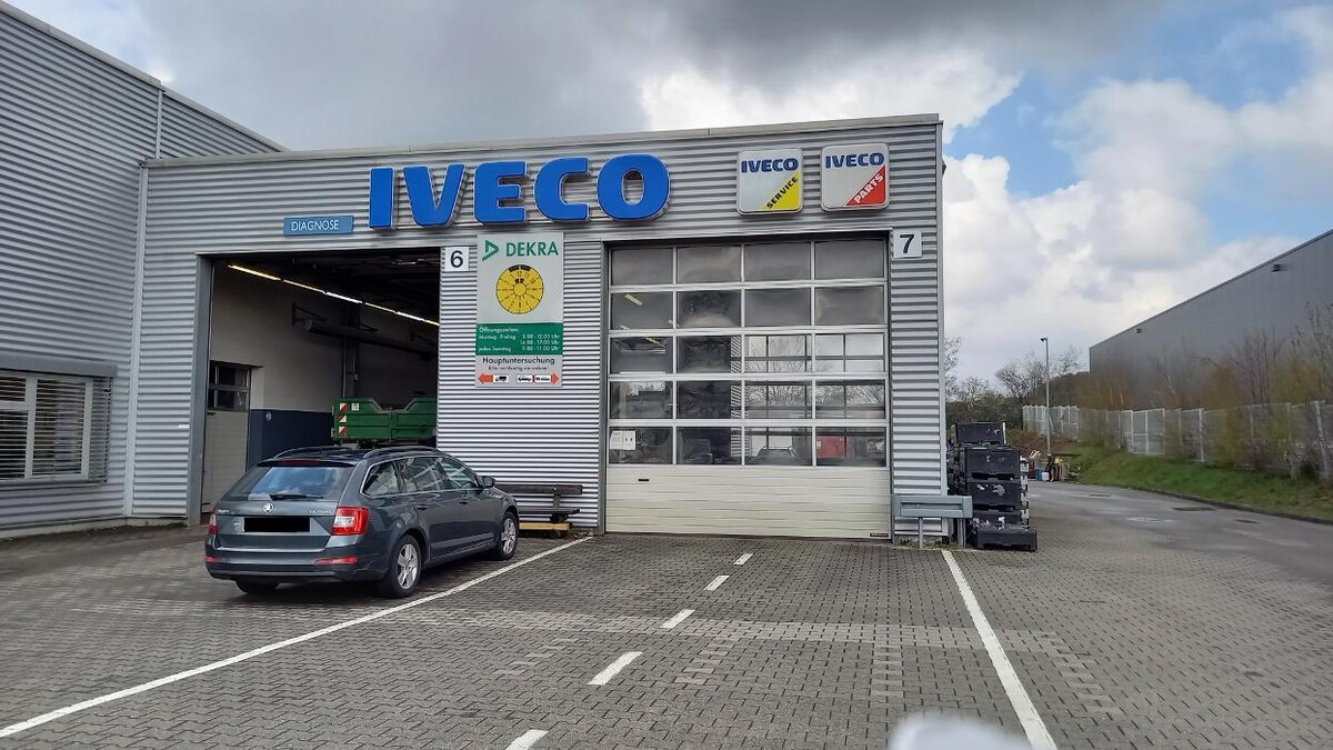 Bilder DEKRA Automobil GmbH Station Waldbröl