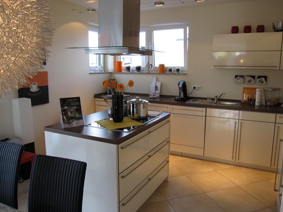 Bilder Heinz von Heiden-Musterhaus Kaarst - Wir bauen Ihr Massivhaus.