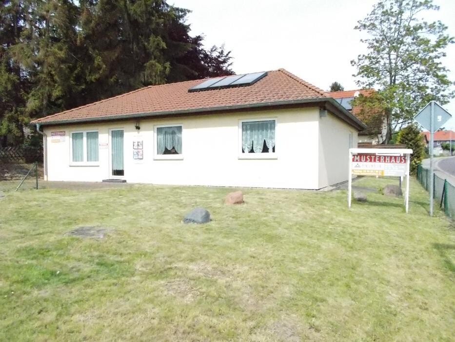 Bilder Heinz von Heiden-Musterhaus Wefensleben - Wir bauen Ihr Massivhaus.