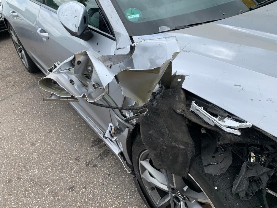 Bilder Kfz Gutachter & Sachverständiger | UNFALLGUTACHTER24 GmbH