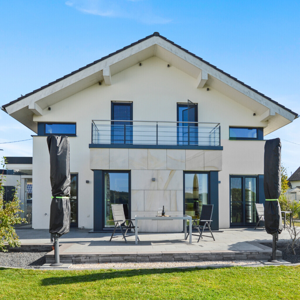 Bilder ImmoProfi Peter Wolkersdorfer - Spezialist für Hausverkauf - REMAX Immobilien Augsburg-Göggingen