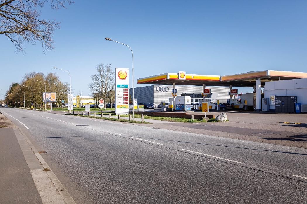 Bilder Shell Recharge Charging Station