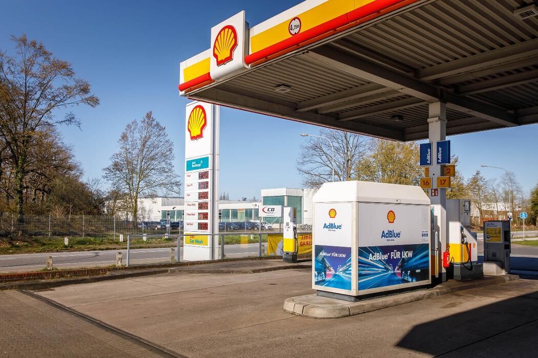 Bilder Shell Recharge Charging Station