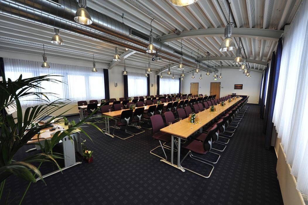 Bilder Verwaltungssitz Osterrönfeld, VR Bank Schleswig-Holstein Mitte eG, Niederlassung VR Bank Schleswig-Mittelholstein