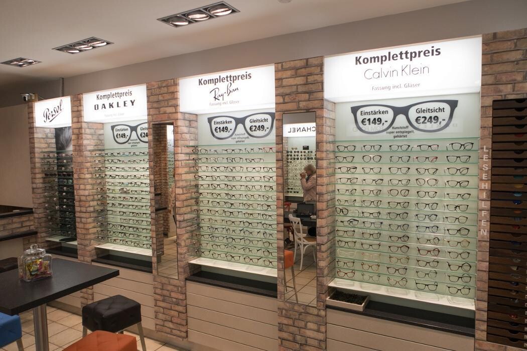 Bilder Hallmann Optik - Phoenix-Center