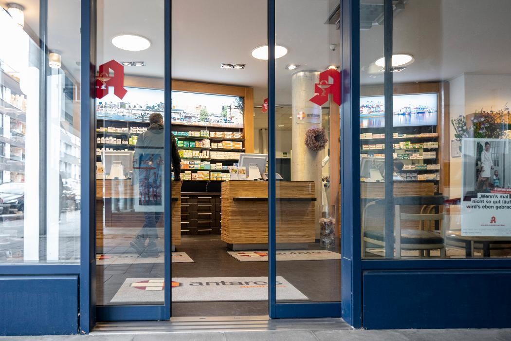 Bilder antares-apotheke Struenseehaus