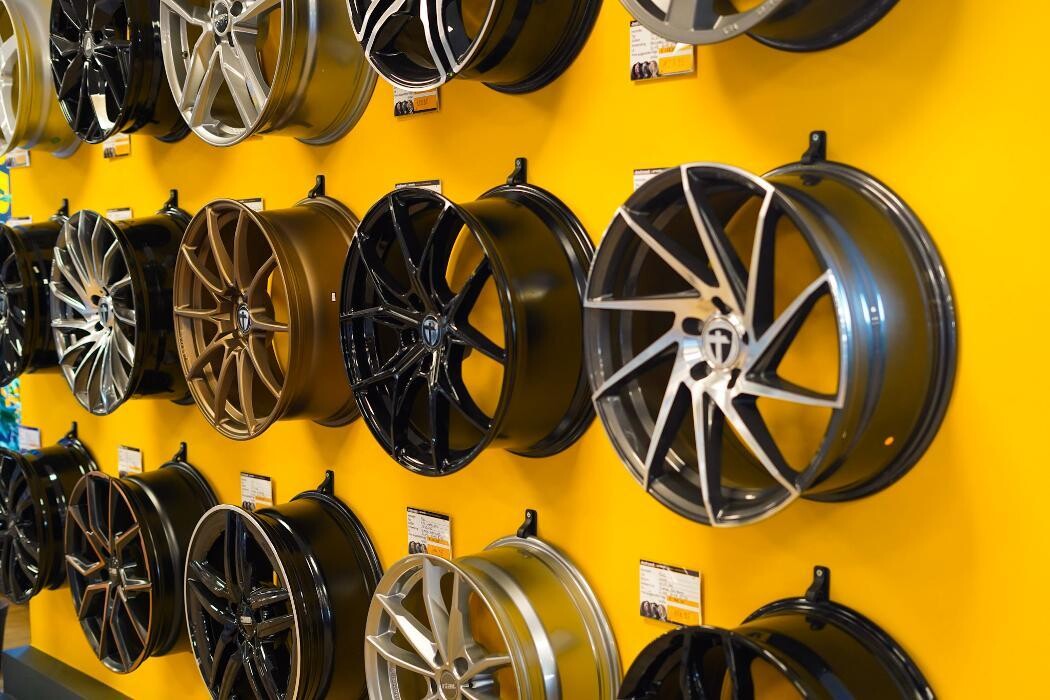 Bilder Premio Reifen + Autoservice Jendrossek Autoteile GmbH