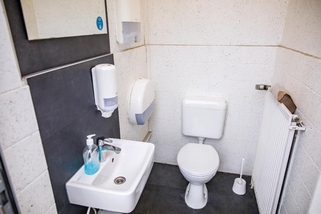 Bilder Shell Recharge Charging Station