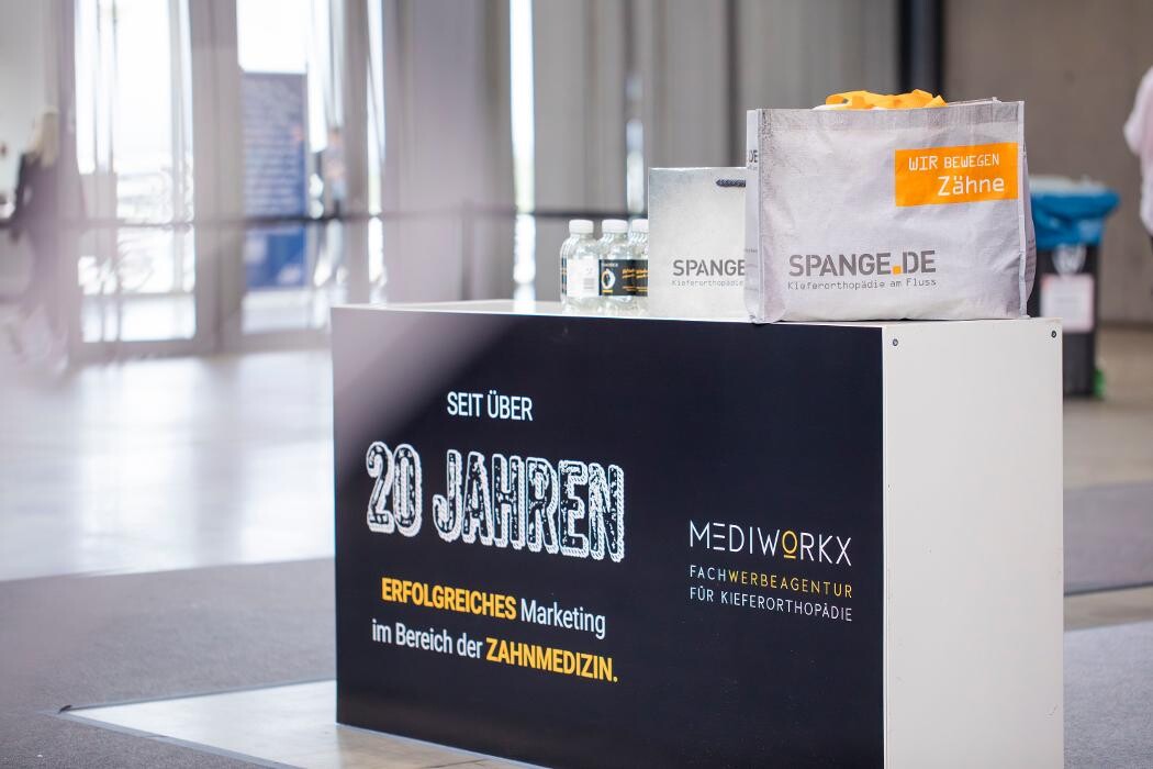 Bilder Mediworkx - Marketingpartner für zahnmedizinische Dienstleister