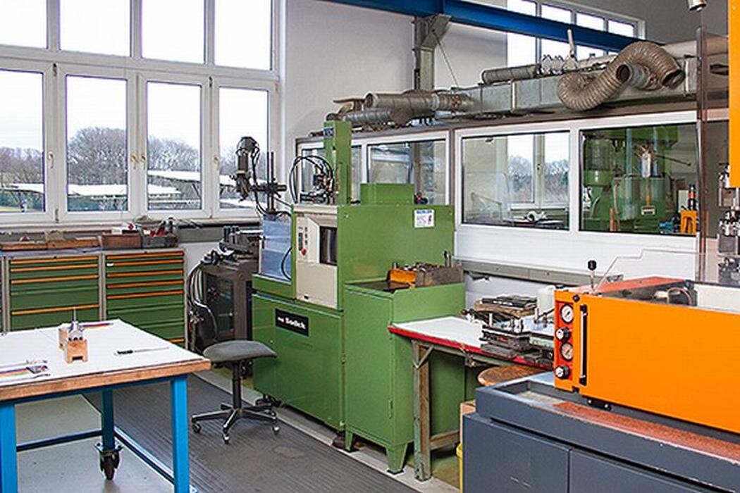 Bilder Schönherr & Selbach Erodiertechnik GmbH & Co. KG
