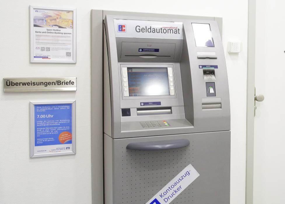 Bilder Raiffeisenbank Südstormarn Mölln eG, SB-Center Großhansdorf