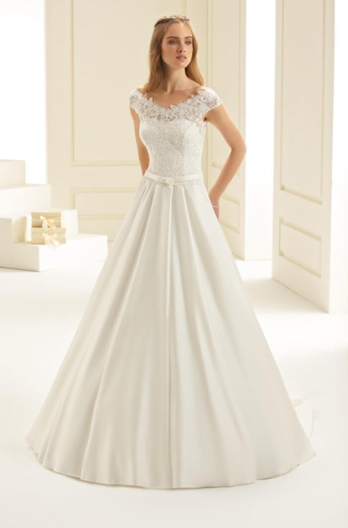 Bilder Brilliant Hochzeitsmoden GmbH