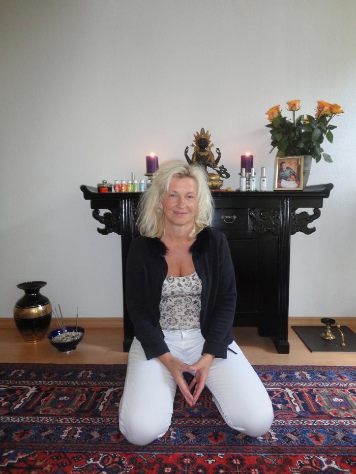 Bilder Yoga Dresden, Heilpraxis/Schamanismus & Kosmetik/Ayurveda/Massagen