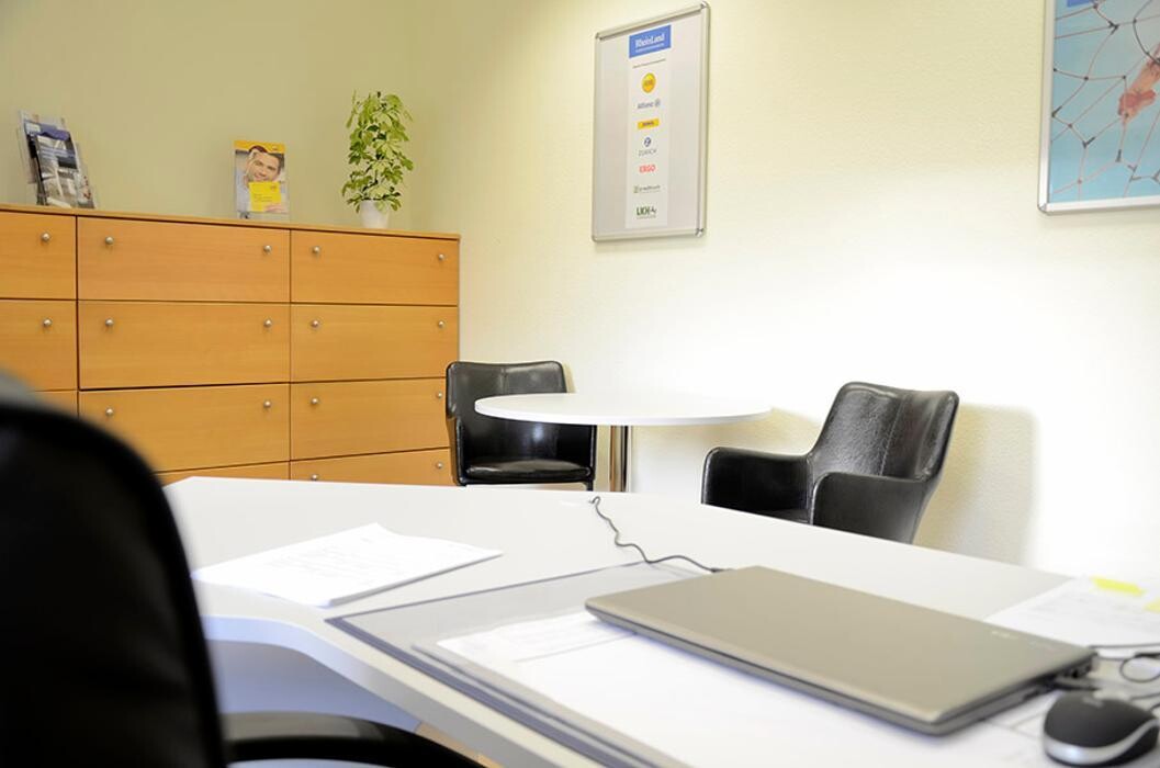 Bilder RheinLand Versicherungen Bezirksdirektion Trier