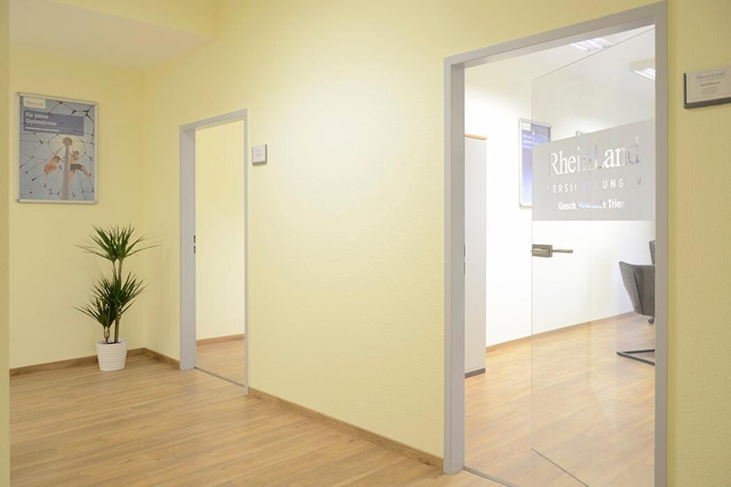 Bilder RheinLand Versicherungen Bezirksdirektion Trier