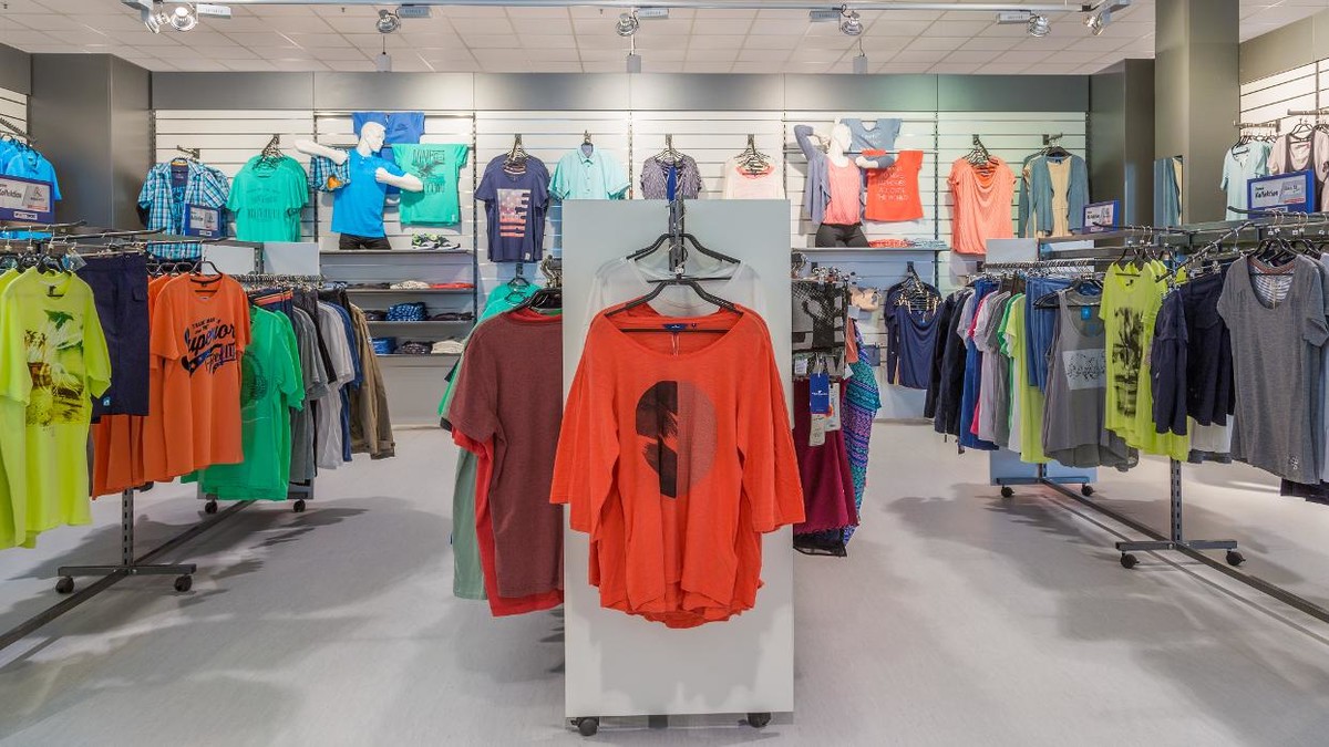 Bilder INTERSPORT Hübner