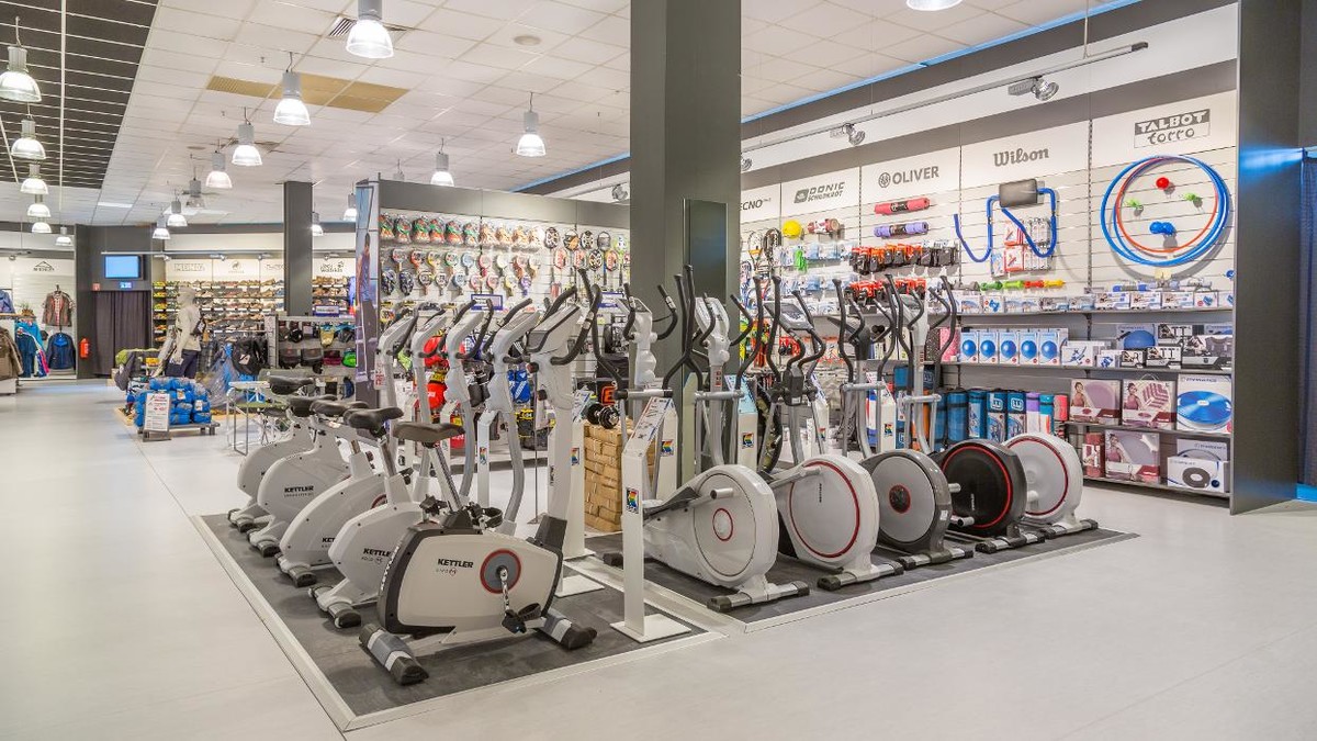 Bilder INTERSPORT Hübner