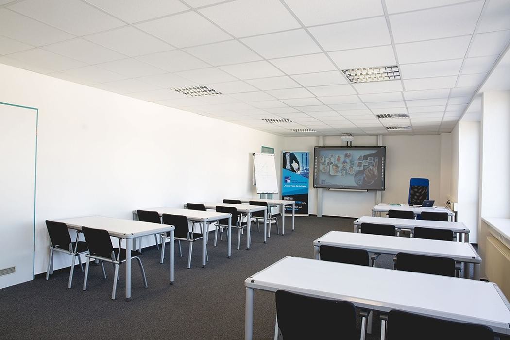 Bilder IFF Institut für Fach - und Führungskräfte