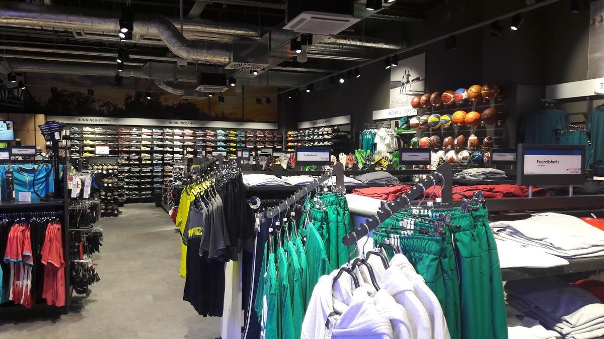 Bilder INTERSPORT Hübner