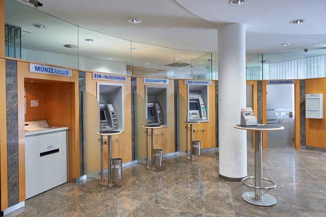 Bilder Volksbank Raiffeisenbank Oberbayern Südost eG - Filiale Traunstein