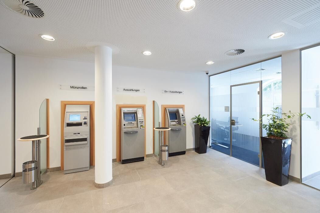 Bilder Volksbank Raiffeisenbank Oberbayern Südost eG - Filiale Waging