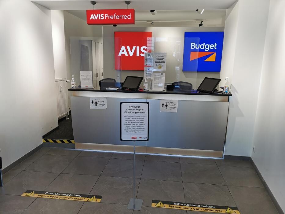 Bilder Avis Autovermietung - München City