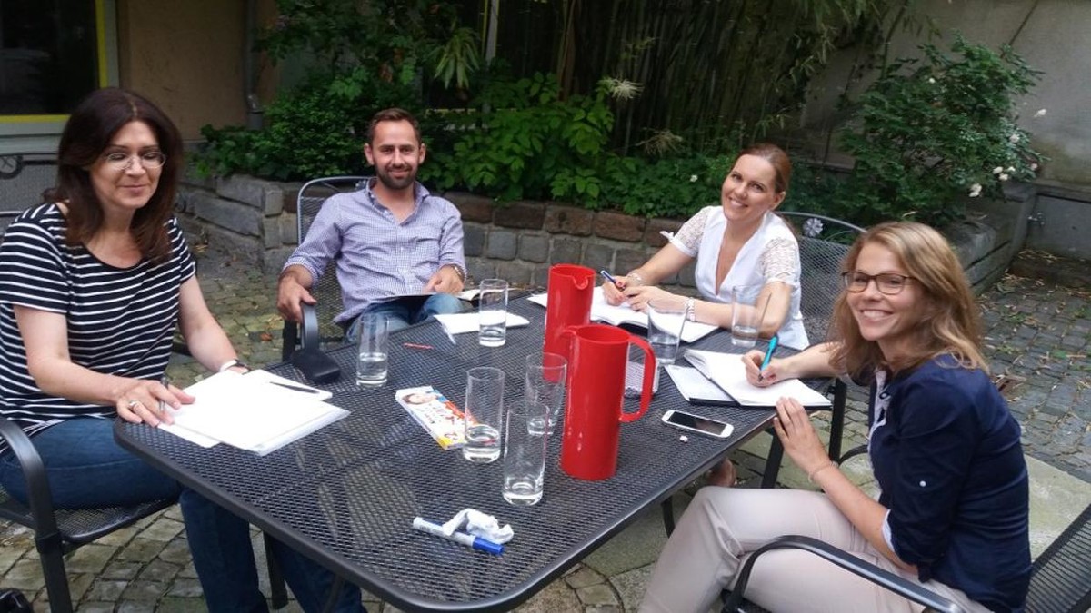 Bilder Spanisch für Anfänger ab 30.09. InterActiva Spanischkurs - Spanisch lernen auf allen Niveaus