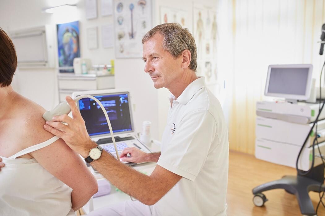 Bilder Privatpraxis Dr. Ralf Michael | Facharzt für Orthopädie & Osteopathie