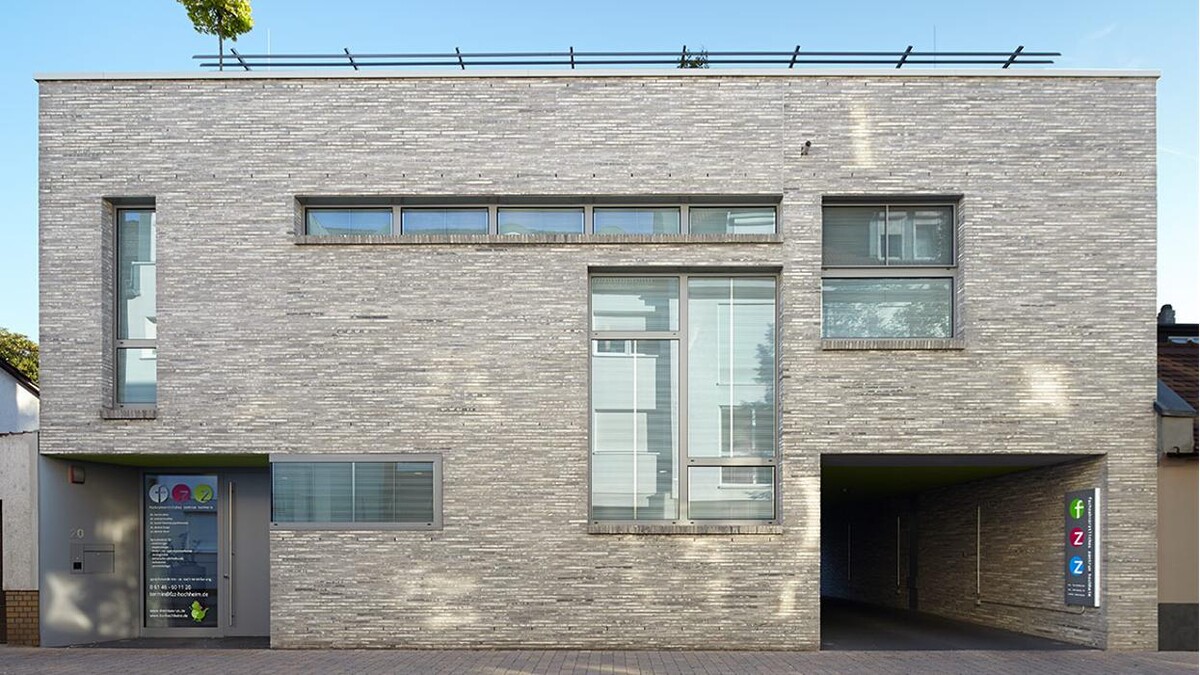 Bilder fzz - fachzahnärztliches zentrum hochheim - Dr. Martin Ullner