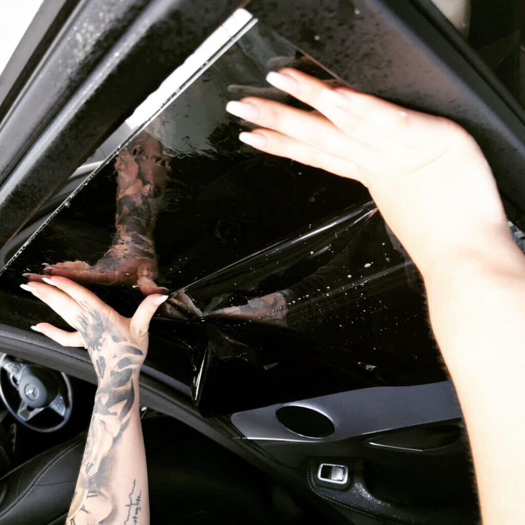 Bilder TWOinONE Werbetechnik + Folierung