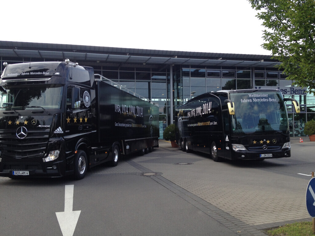 Bilder TWOinONE Werbetechnik + Folierung