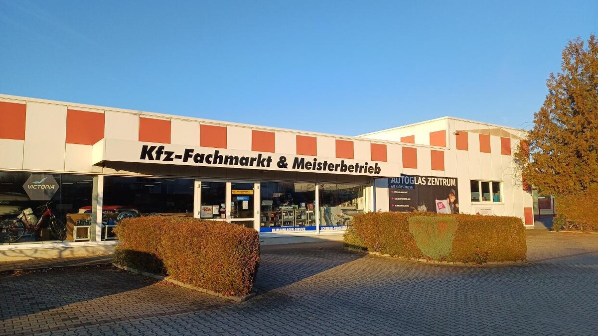 Bilder Drive in Servicecenter am Sachsenring