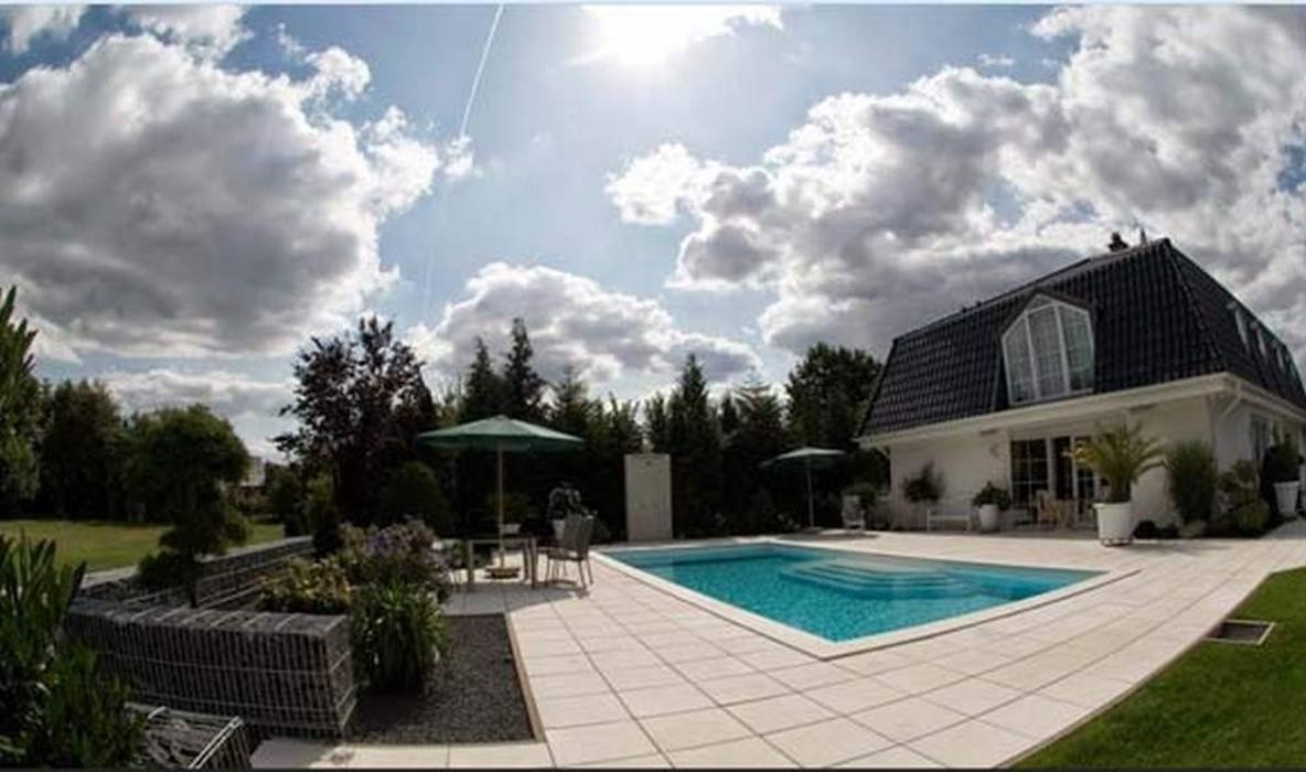 Bilder Thomas Klein Schwimmbadbau