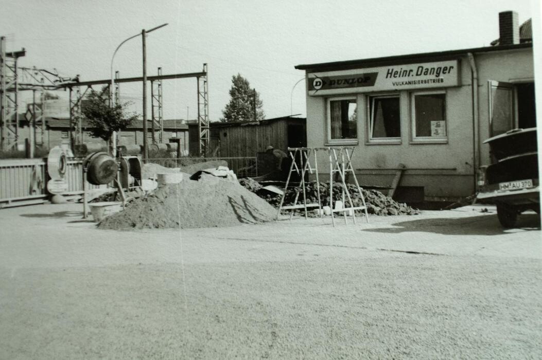 Bilder Premio Reifen + Autoservice Danger Fahrzeugtechnik