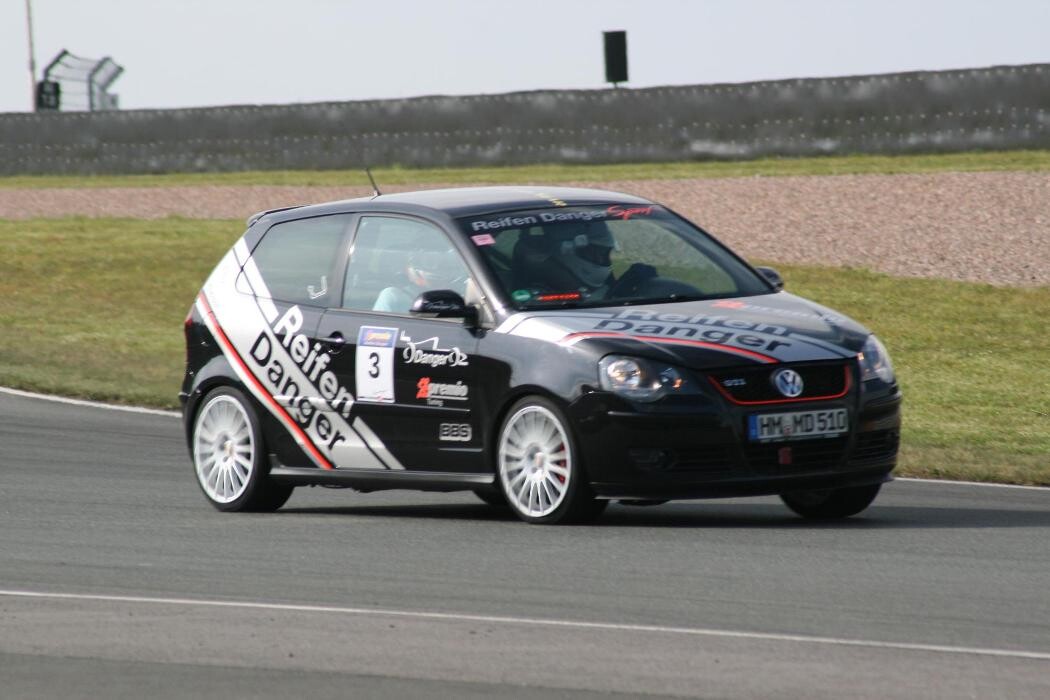 Bilder Premio Reifen + Autoservice Danger Fahrzeugtechnik