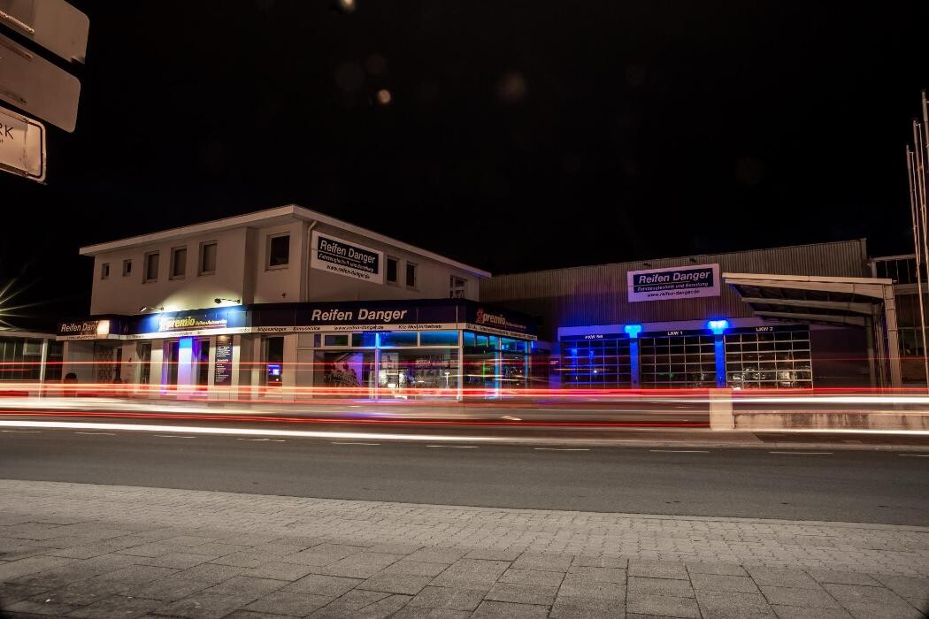 Bilder Premio Reifen + Autoservice Danger Fahrzeugtechnik
